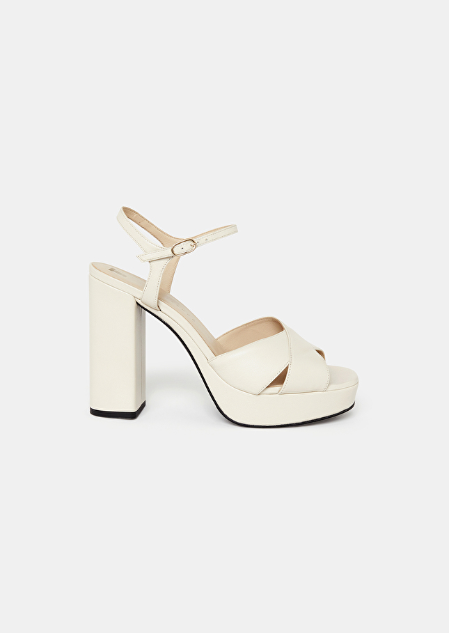 Kourtney ecru smooth leather shoes Craie TARA JARMON