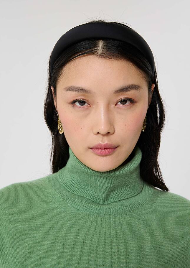 Palia green cashmere cardigan Almond TARA JARMON