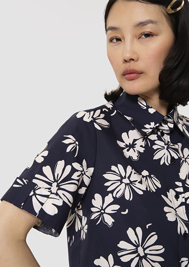 Charles midnight blue with a floral print