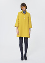 Robe Ross Lemon yellow in a fluid crepe Cactus, Garnet, Lemon yellow TARA JARMON